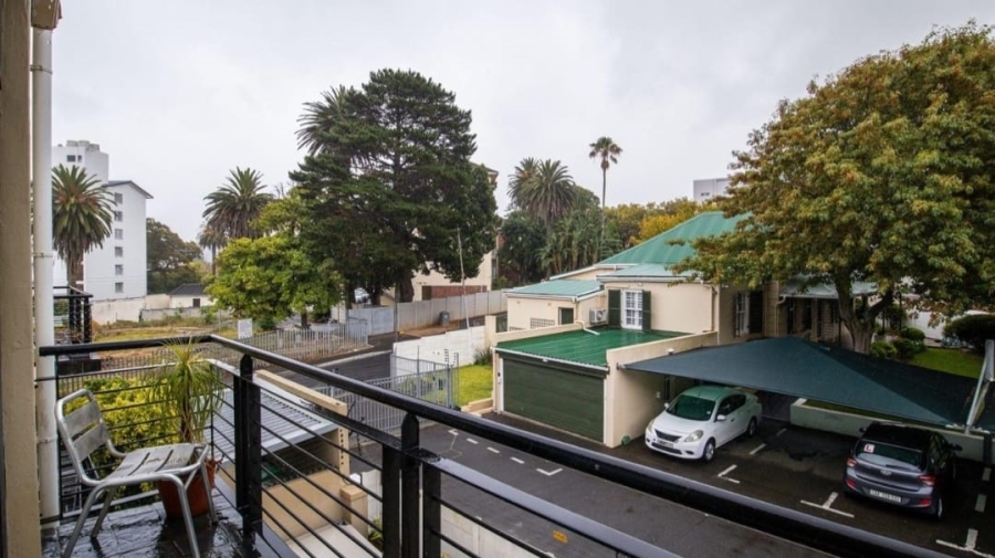To Let 1 Bedroom Property for Rent in Wynberg Upper Western Cape